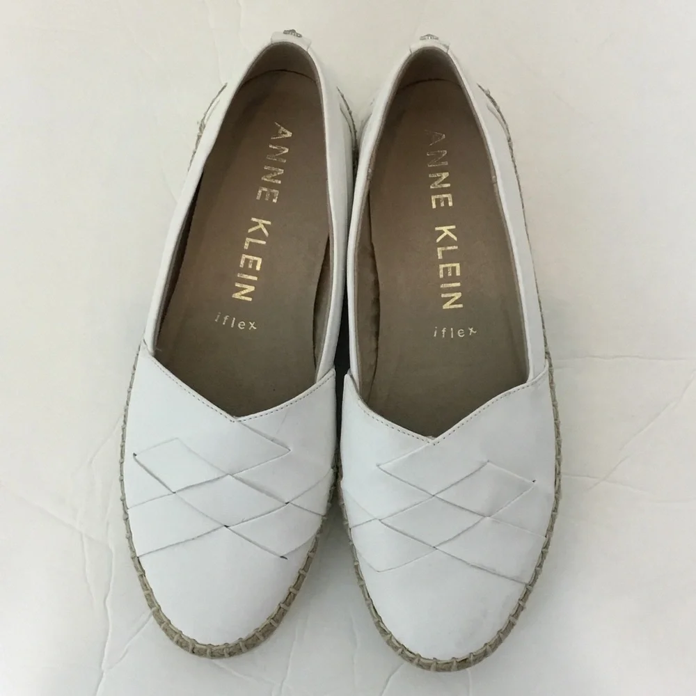 Anne Klein White Slip-On Espadrille Flats size 8